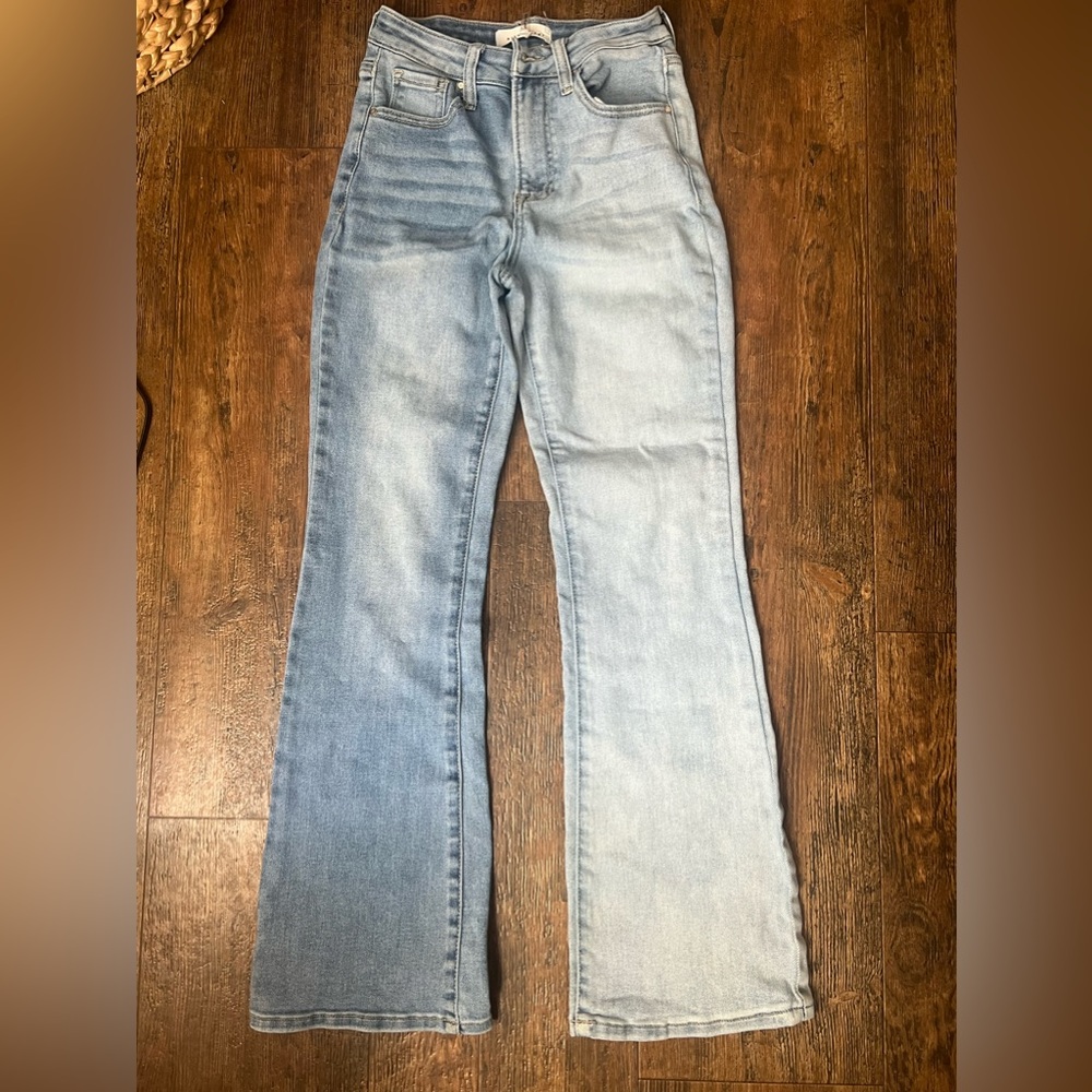 Two tone risen jeans